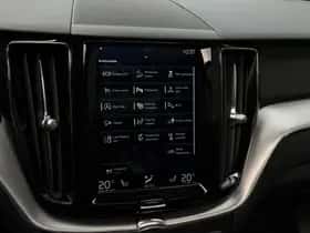 Volvo XC60 (2017) thumbnail 28