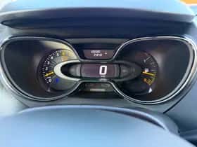 Renault Captur (2015) thumbnail 21