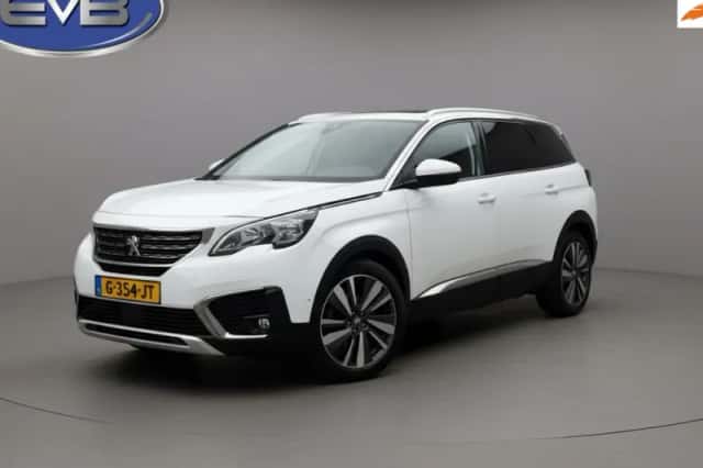 Peugeot 5008 (2019) thumbnail 1