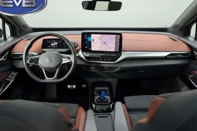 Volkswagen ID.4 (2021) thumbnail 2