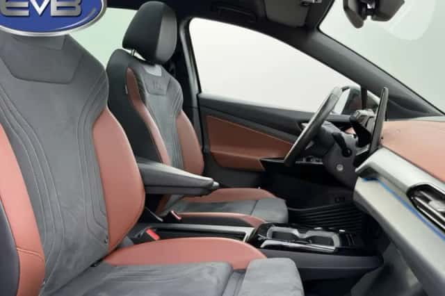 Volkswagen ID.4 (2021) thumbnail 4
