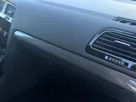 Volkswagen Golf (2018) thumbnail 29