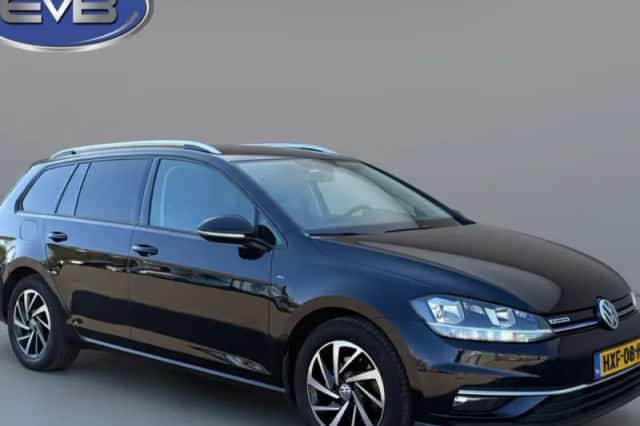 Volkswagen Golf (2018) thumbnail 6