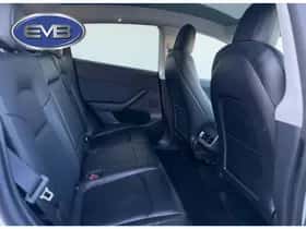 Tesla Model Y (2021) thumbnail 13
