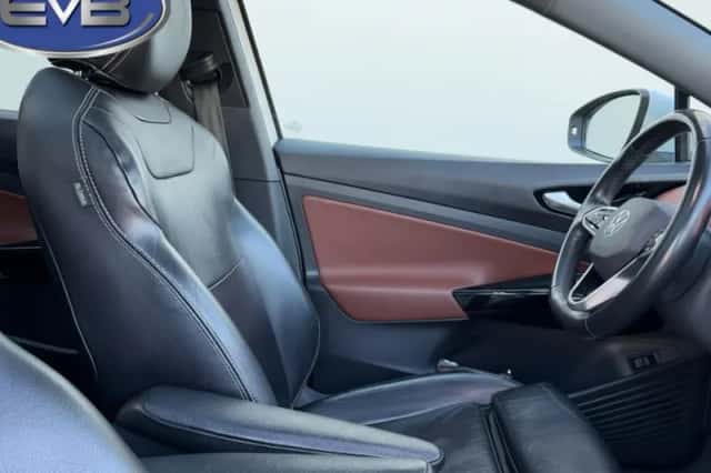 Volkswagen ID.4 (2021) thumbnail 5