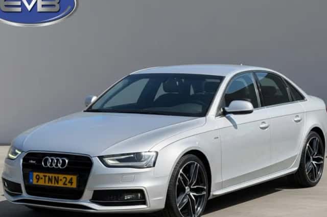 Audi A4 (2015) thumbnail 1