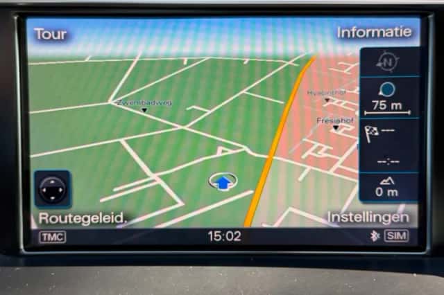Audi A4 (2015) thumbnail 6