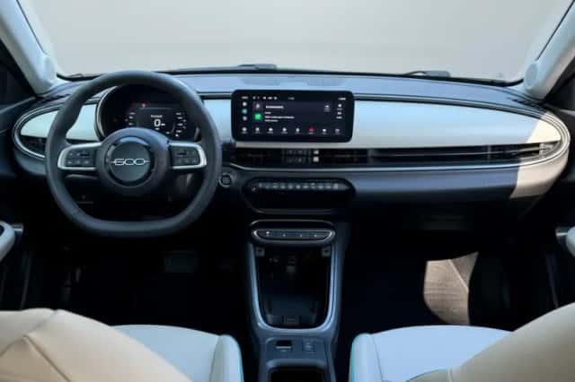 Fiat 600E (2024) thumbnail 2