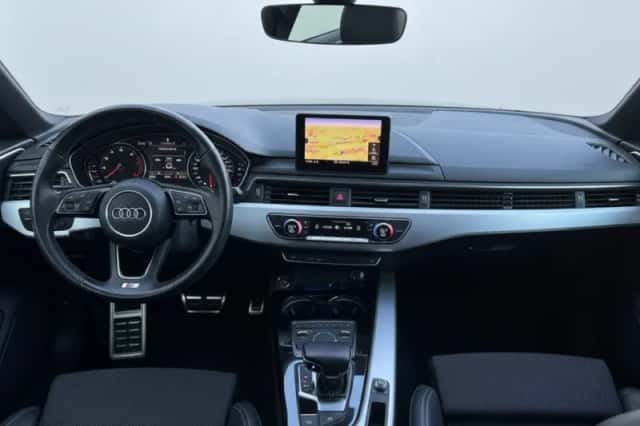 Audi A5 (2018) thumbnail 2