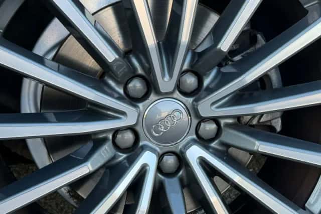 Audi A5 (2018) thumbnail 6