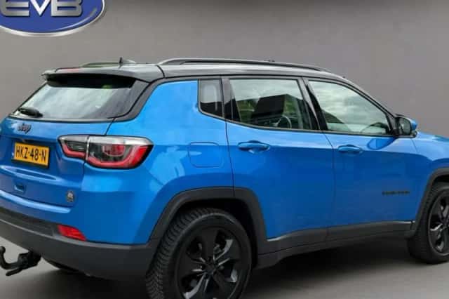 Jeep Compass (2019) thumbnail 3
