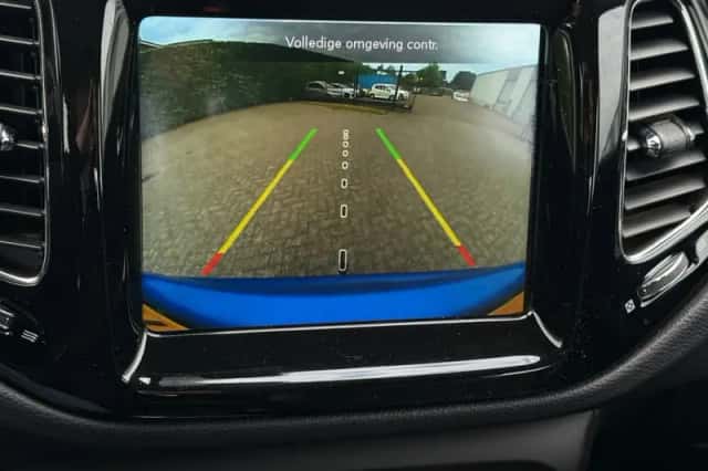 Jeep Compass (2019) thumbnail 6