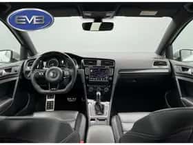 Volkswagen Golf (2014) thumbnail 2