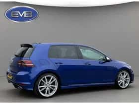 Volkswagen Golf (2014) thumbnail 3