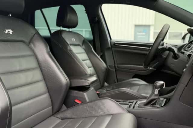 Volkswagen Golf (2014) thumbnail 4