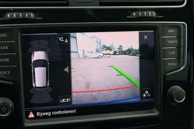 Volkswagen Golf (2014) thumbnail 6
