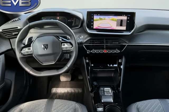 Peugeot 2008 (2008) thumbnail 2