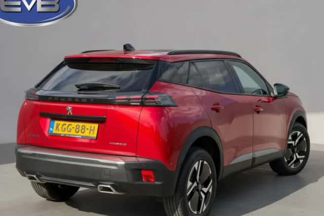 Peugeot 2008 (2008) thumbnail 3