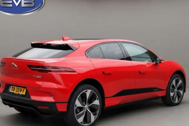 Jaguar I-Pace (2018) thumbnail 3