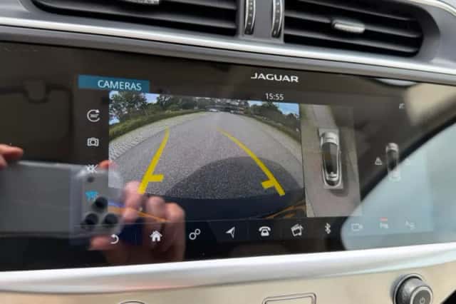 Jaguar I-Pace (2018) thumbnail 6