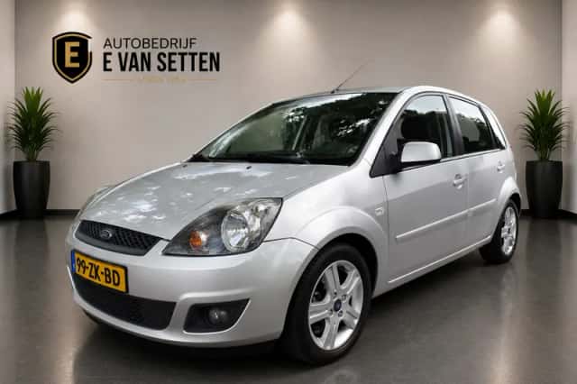 Ford Fiesta (2008) thumbnail 1