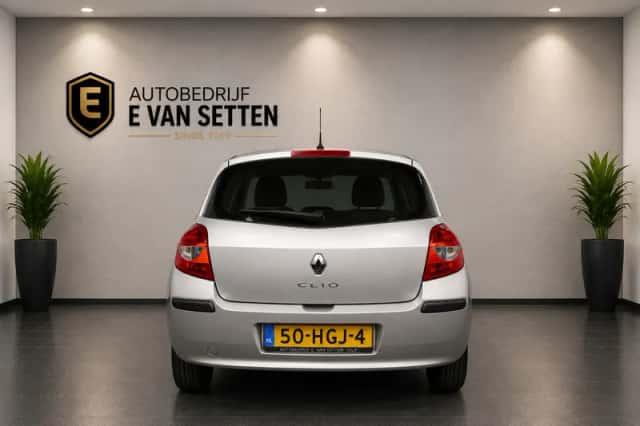 Renault Clio (2008) thumbnail 3