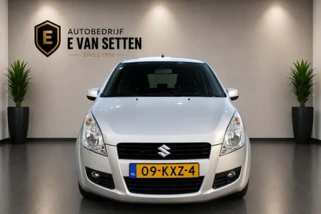 Suzuki Splash (2010) thumbnail 2