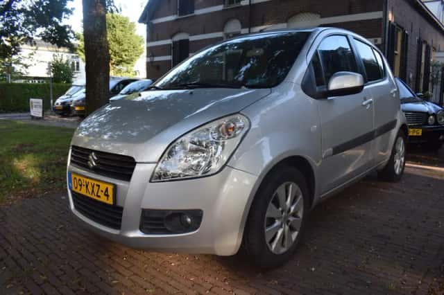 Suzuki Splash (2010) thumbnail 6