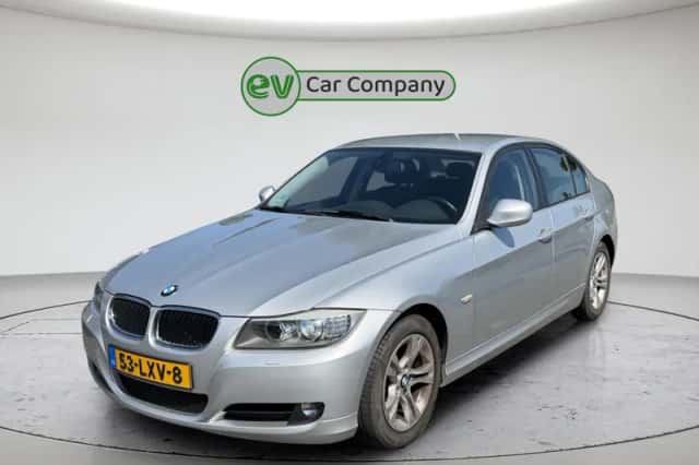 BMW 3-Serie (2010) thumbnail 1