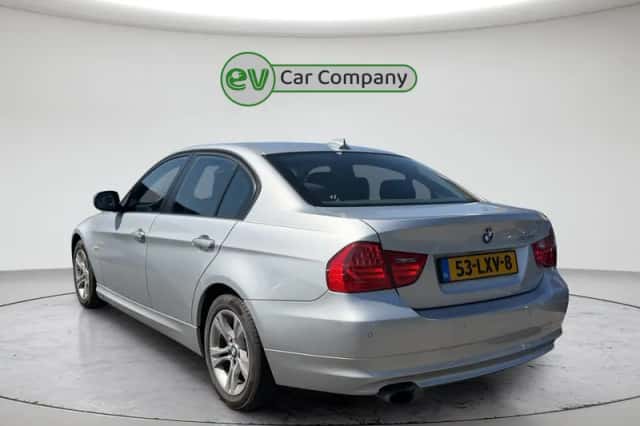 BMW 3-Serie (2010) thumbnail 3