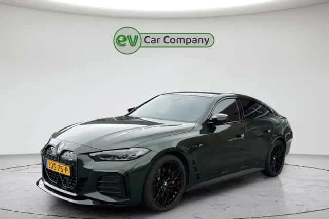 BMW i4 (2022) thumbnail 1