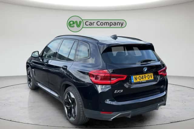 BMW iX3 (2021) thumbnail 4