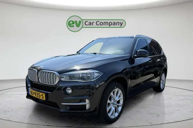 BMW X5 (2015) thumbnail 1