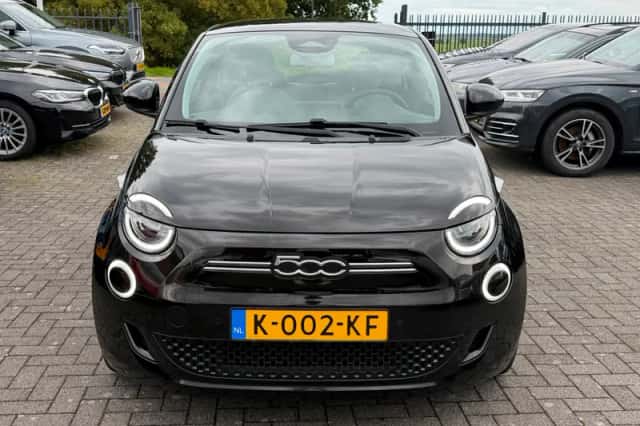 Fiat 500 (2020) thumbnail 4