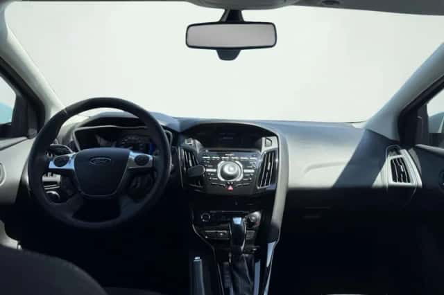 Ford Focus (2013) thumbnail 5