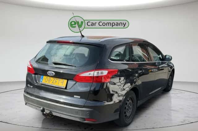 Ford Focus (2012) thumbnail 4