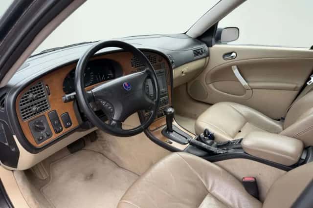 Saab 9-5 (2004) thumbnail 5