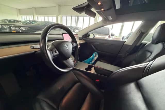 Tesla Model 3 (2019) thumbnail 4