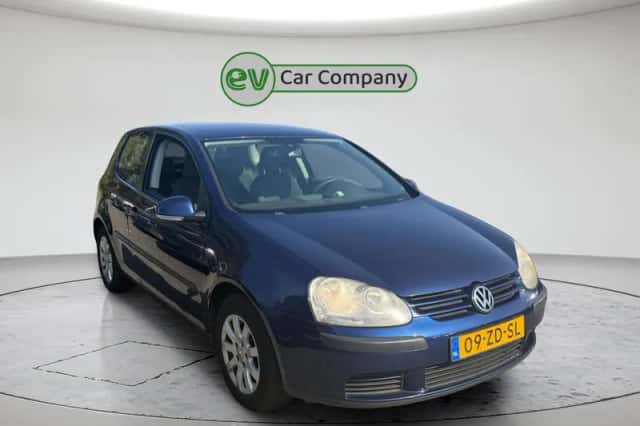 Volkswagen Golf (2008) thumbnail 2