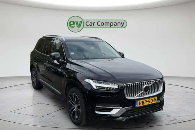Volvo XC90 (2020) thumbnail 2