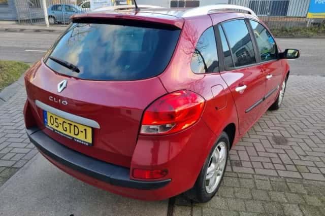 Renault Clio (2008) thumbnail 6