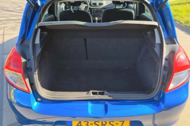 Renault Clio (2011) thumbnail 5
