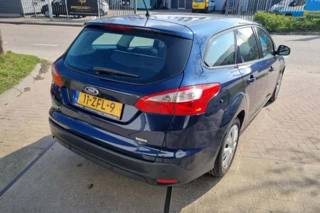 Ford Focus (2012) thumbnail 6
