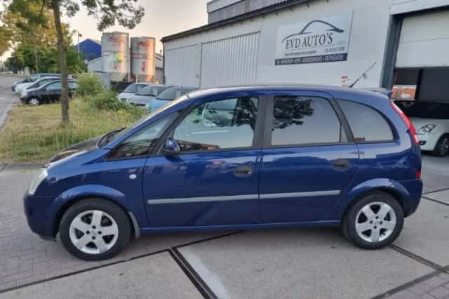 Opel Meriva (2003) thumbnail 2