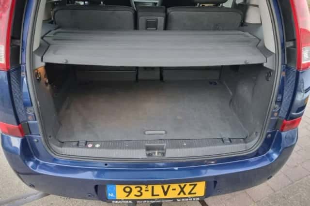 Opel Meriva (2003) thumbnail 4