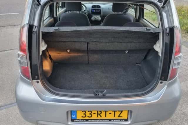 Daihatsu Sirion (2005) thumbnail 4