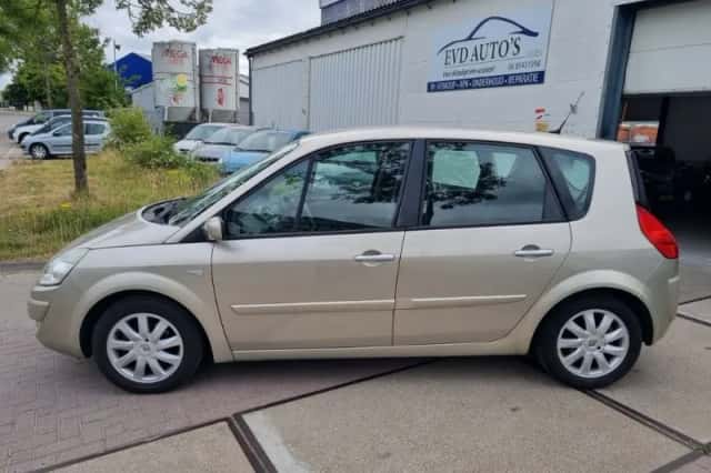 Renault Scénic (2007) thumbnail 2