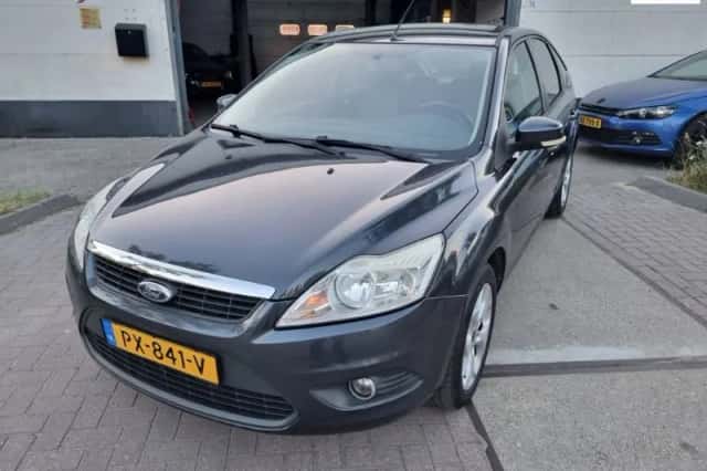 Ford Focus (2011) thumbnail 1