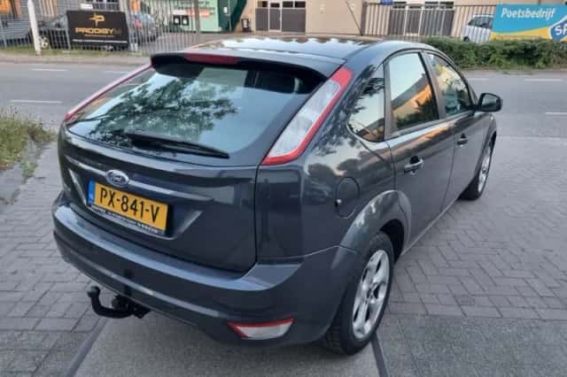Ford Focus (2011) thumbnail 6