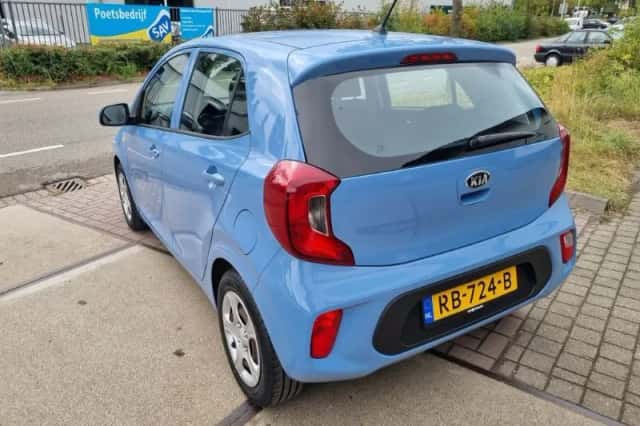 Kia Picanto (2018) thumbnail 3